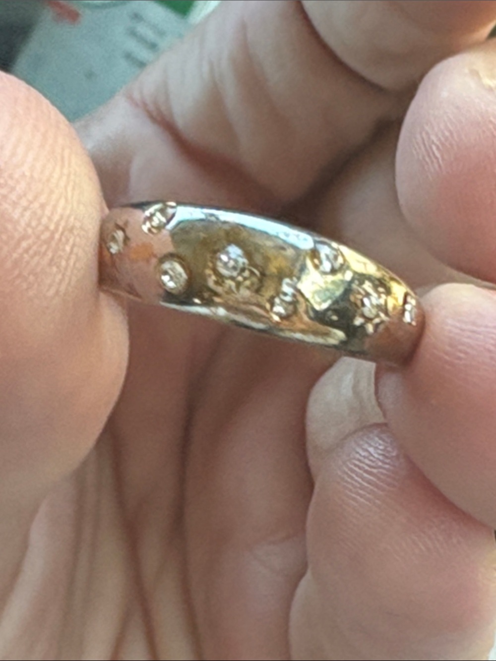 Polished Gold Size 8 Band Ring with clear stones